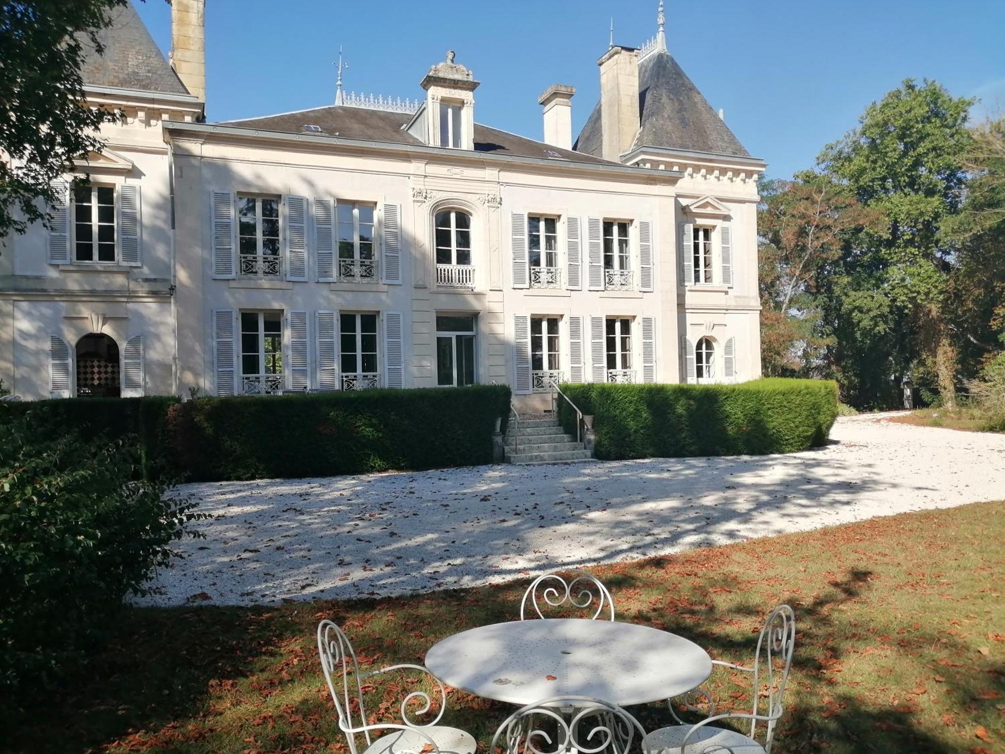 Domaine De Prefond Bed and Breakfast Bengy-sur-Craon Rum bild
